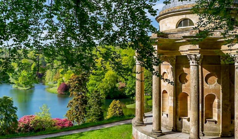 Places to visit around Wiltshire